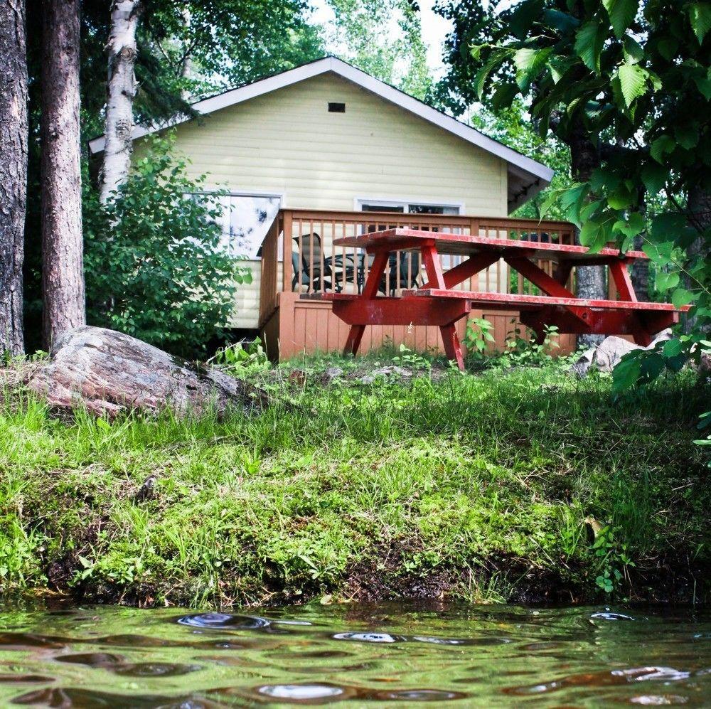 Algonquin'S Edge Resort Madawaska エクステリア 写真